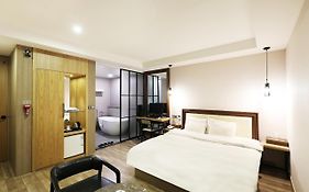 Hotel Mind